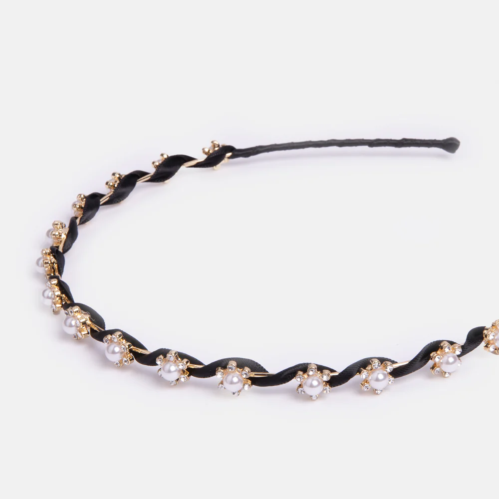 Black Daisy Pearl Crystal Headband - Image 2