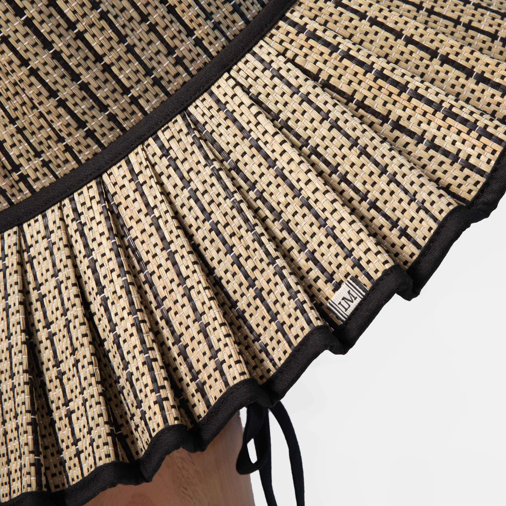 Black/Natural Straw Capri Pleated Hat - Image 3