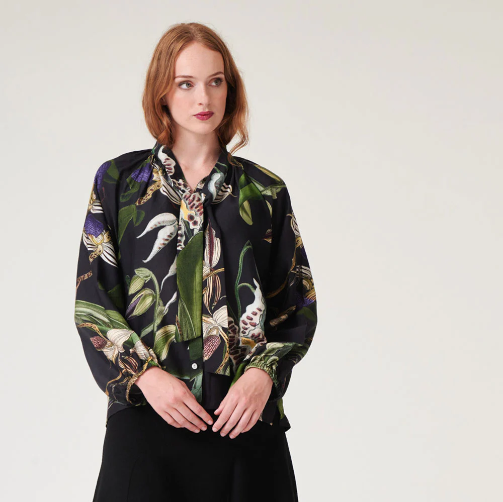 Black Orchid Pussy Bow Shirt - Image 2