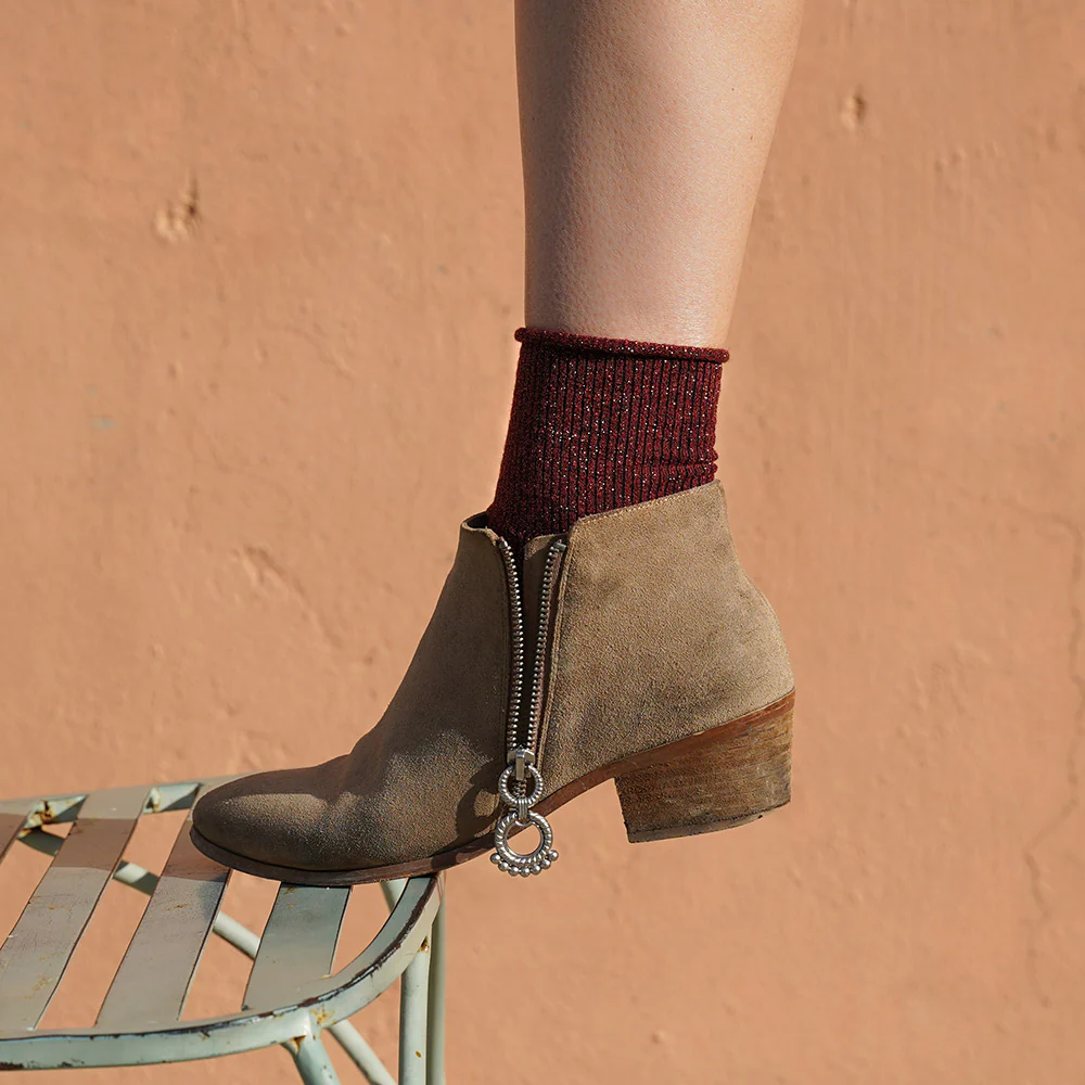 Burgundy Rib Sparkle Socks - Image 2