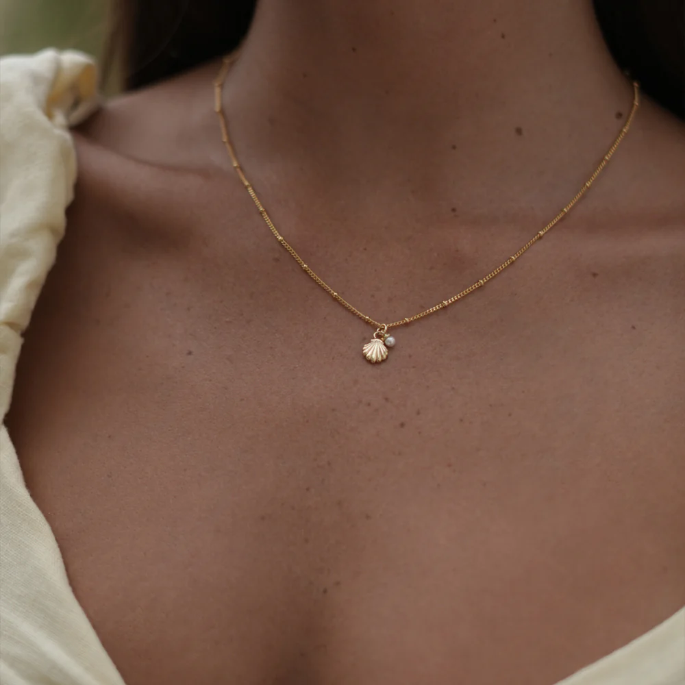 Gold Seashell Necklace With Pearl - Image 3