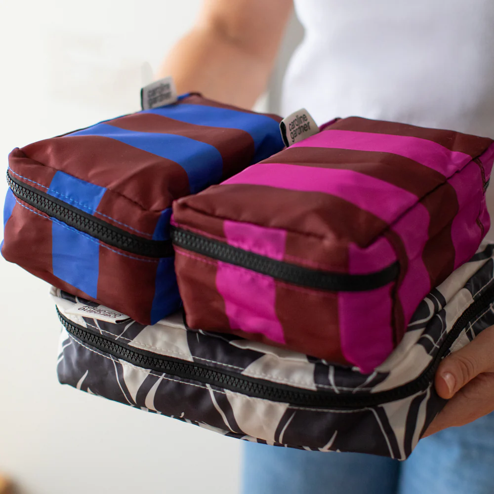 Mono Looped Hearts/Stripes Set of 3 Small Packing Cubes - Image 7
