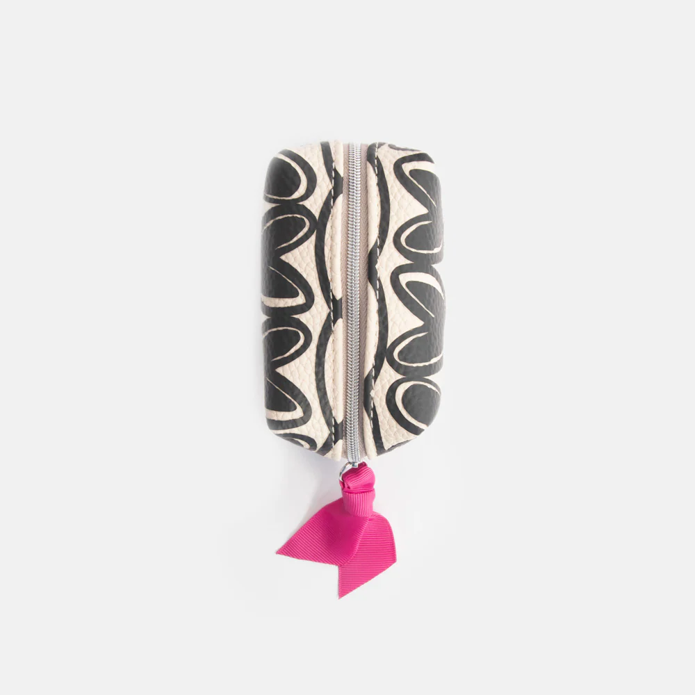 Mono Looped Hearts Ultra Mini Cube Cosmetic Bag - Image 3