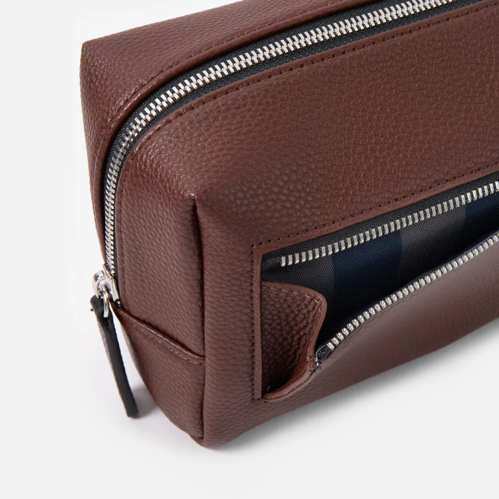 Wine Grooming Bag - Image 5