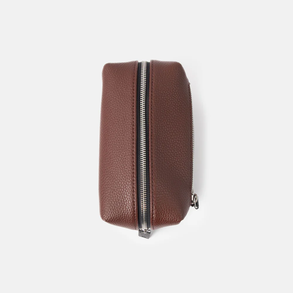 Wine Grooming Bag - Image 6